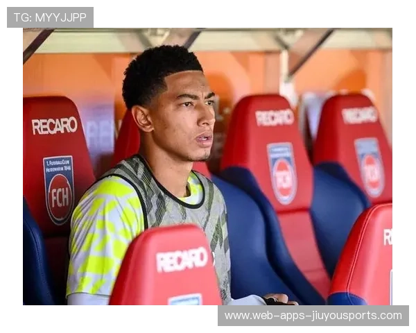 夏窗标王小贝林开局不佳，媒体热议多特决策